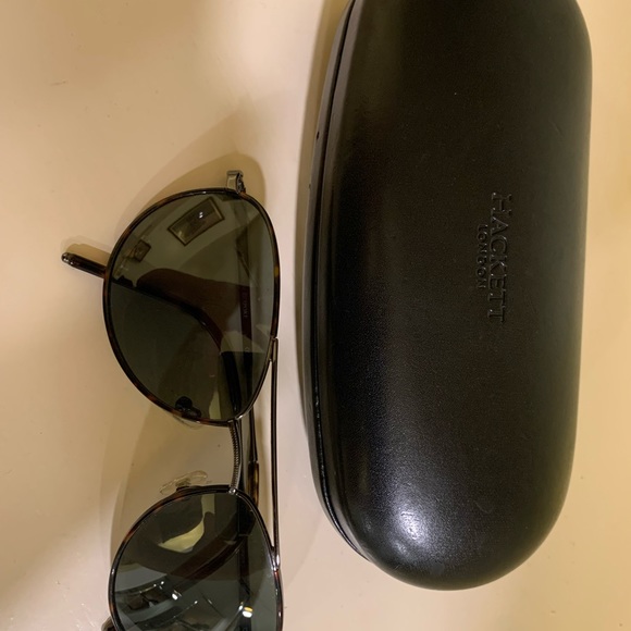 Hackett Aviator Men’s Sunglasses - Picture 2 of 3